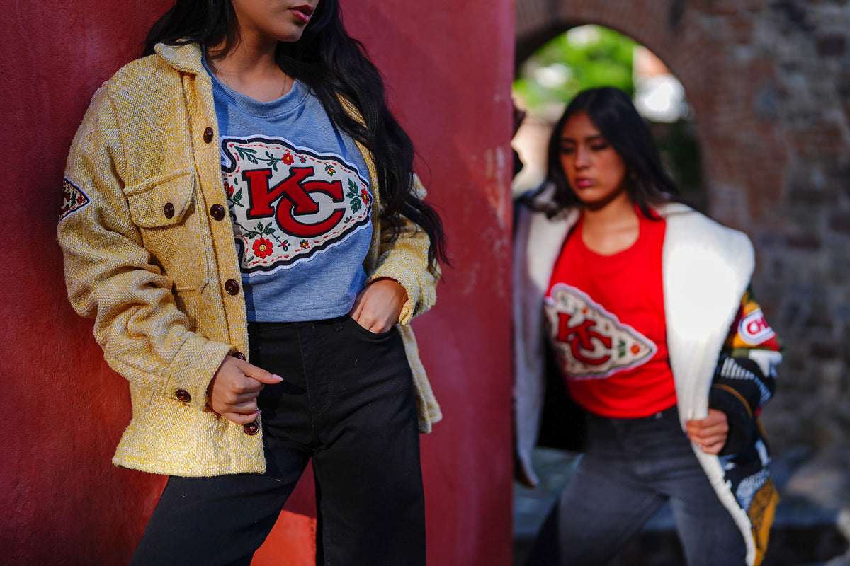 Pancho's Blanket × Kansas City Chiefs Sunwoven Gold Shaket — photoshoot image 0705