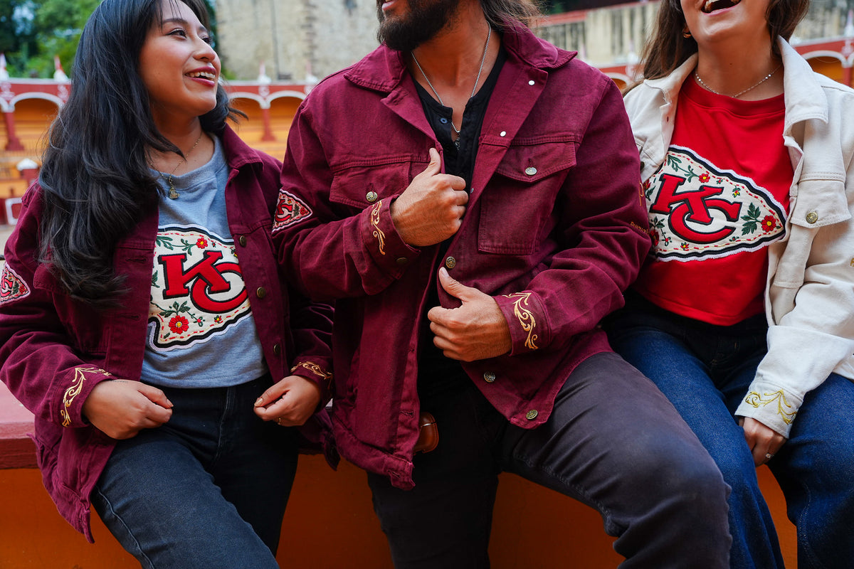 Pancho's Blanket × Kansas City Chiefs Floral Arrowhead Crop Top in gray — photoshoot image 0523