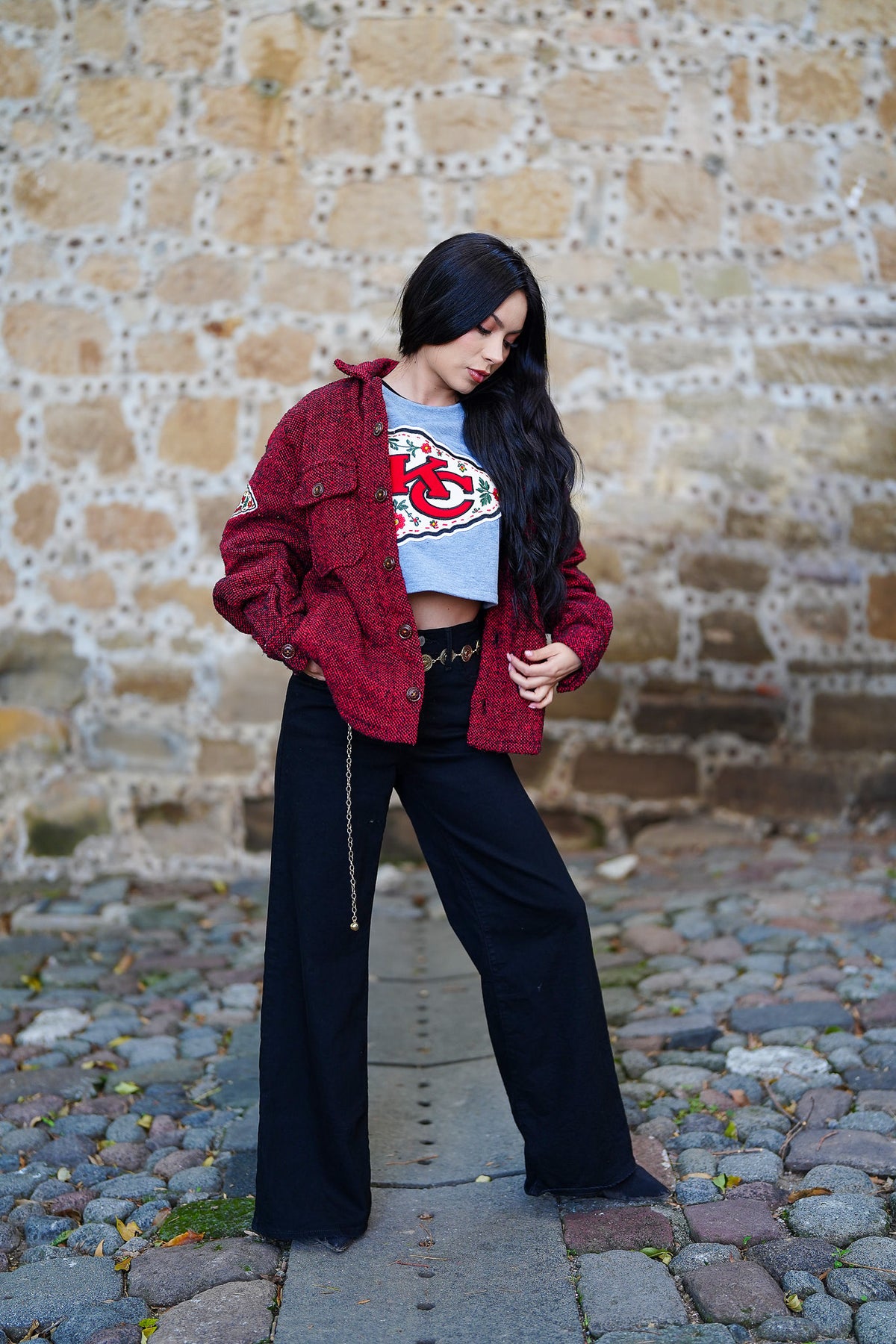 Pancho's Blanket × Kansas City Chiefs Floral Arrowhead Crop Top in gray — photoshoot image 0688