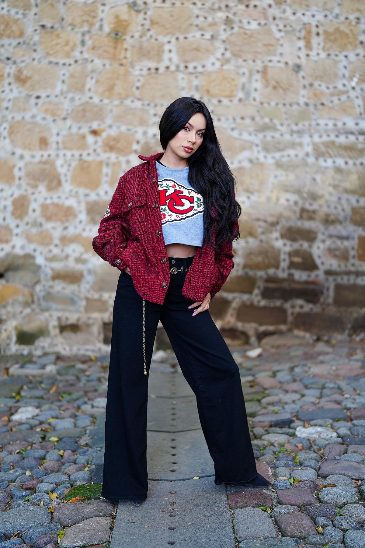 Pancho's Blanket × Kansas City Chiefs Floral Arrowhead Crop Top in gray — photoshoot image 0689