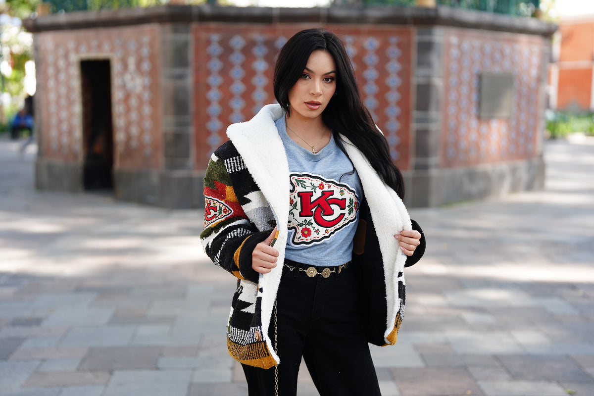 Pancho's Blanket × Kansas City Chiefs Floral Arrowhead Crop Top in gray — photoshoot image 0790