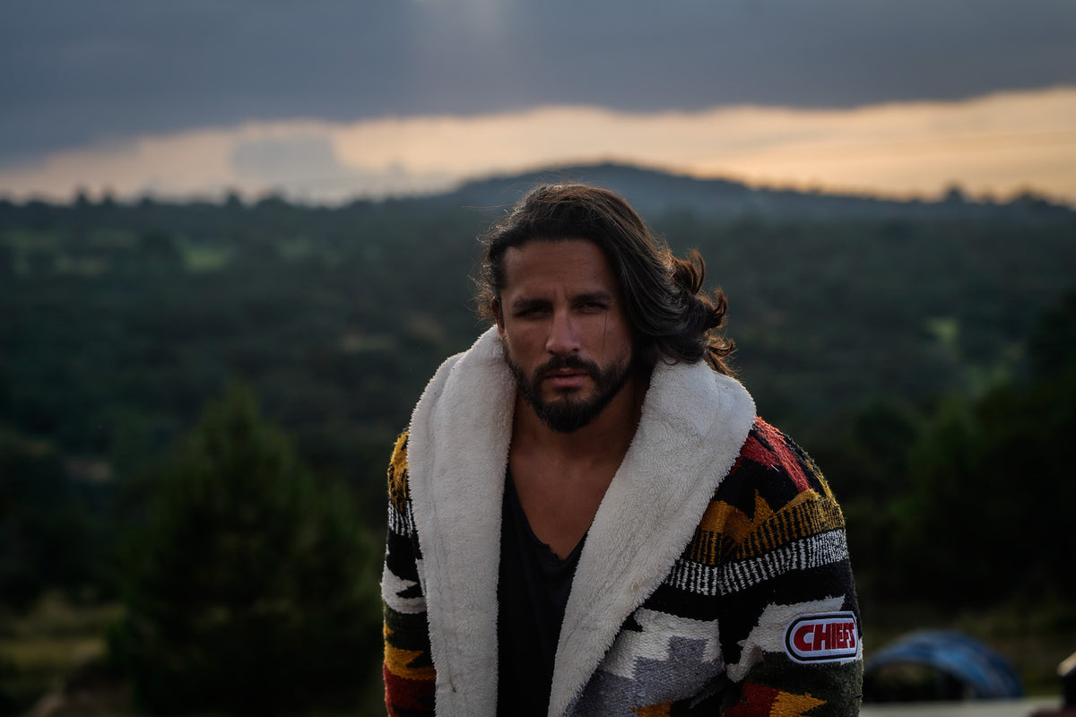 Pancho's Blanket × Kansas City Chiefs Special Edition Heritage Coat — photoshoot image _VID0254