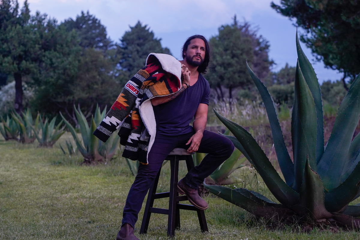Pancho's Blanket × Kansas City Chiefs Special Edition Heritage Coat — photoshoot image _VID0423