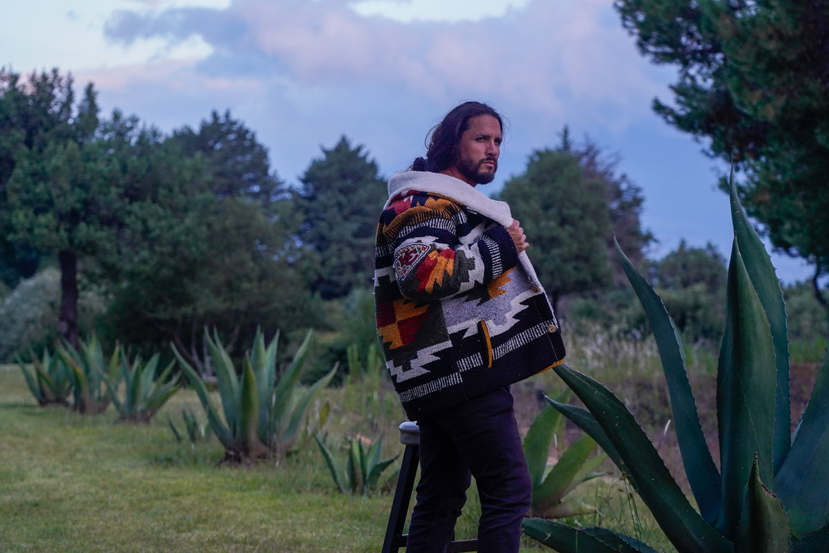 Pancho's Blanket × Kansas City Chiefs Special Edition Heritage Coat — photoshoot image _VID0449