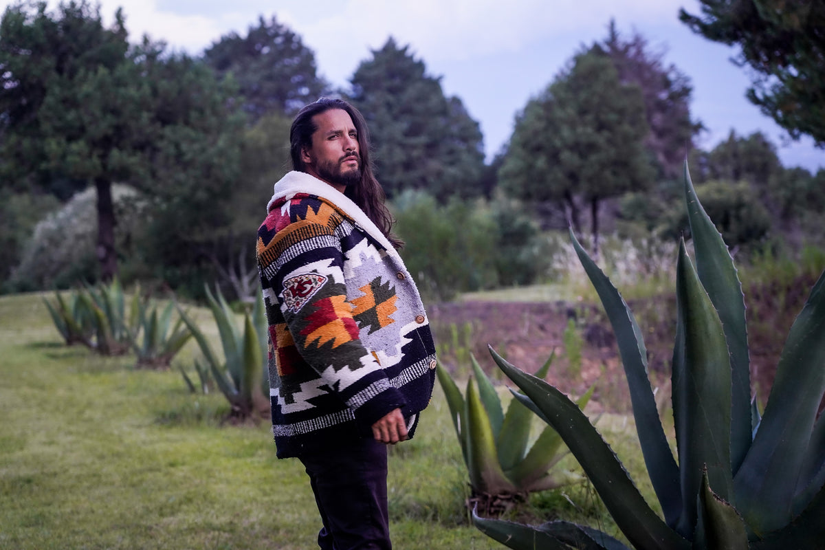 Pancho's Blanket × Kansas City Chiefs Special Edition Heritage Coat — photoshoot image _VID0710