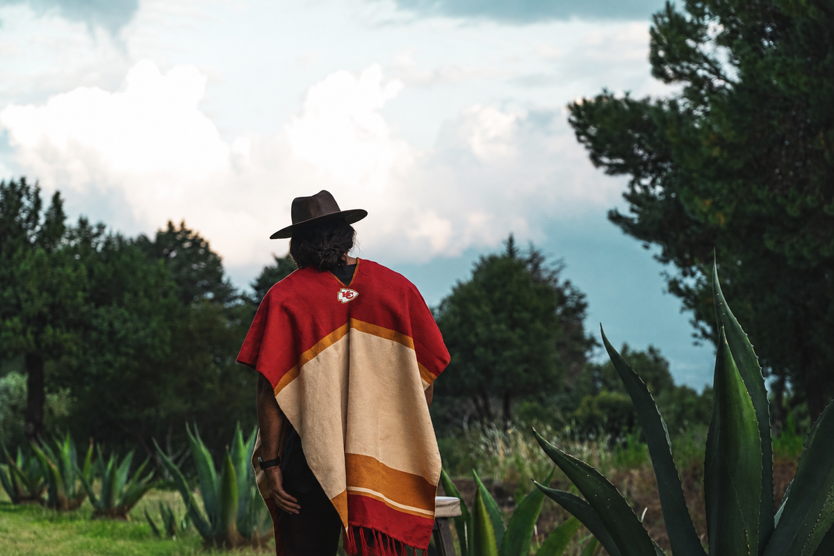Pancho's Blanket × Kansas City Chiefs Red, Gold & Cream Gaban — photoshoot image b478adea-33dc-47a7-b106-2e77bc8fcfdc