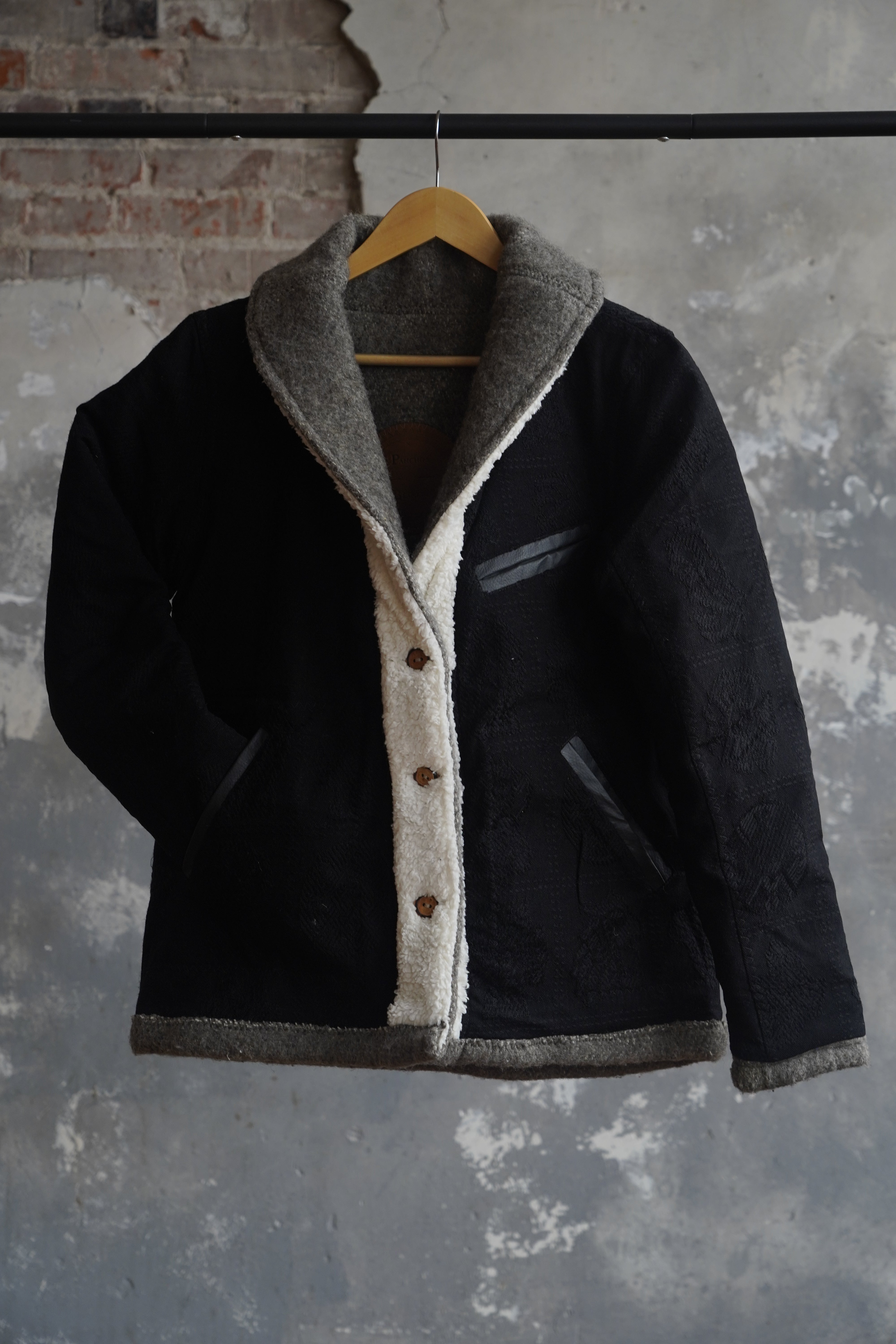 Reversible Knight Wool Saco