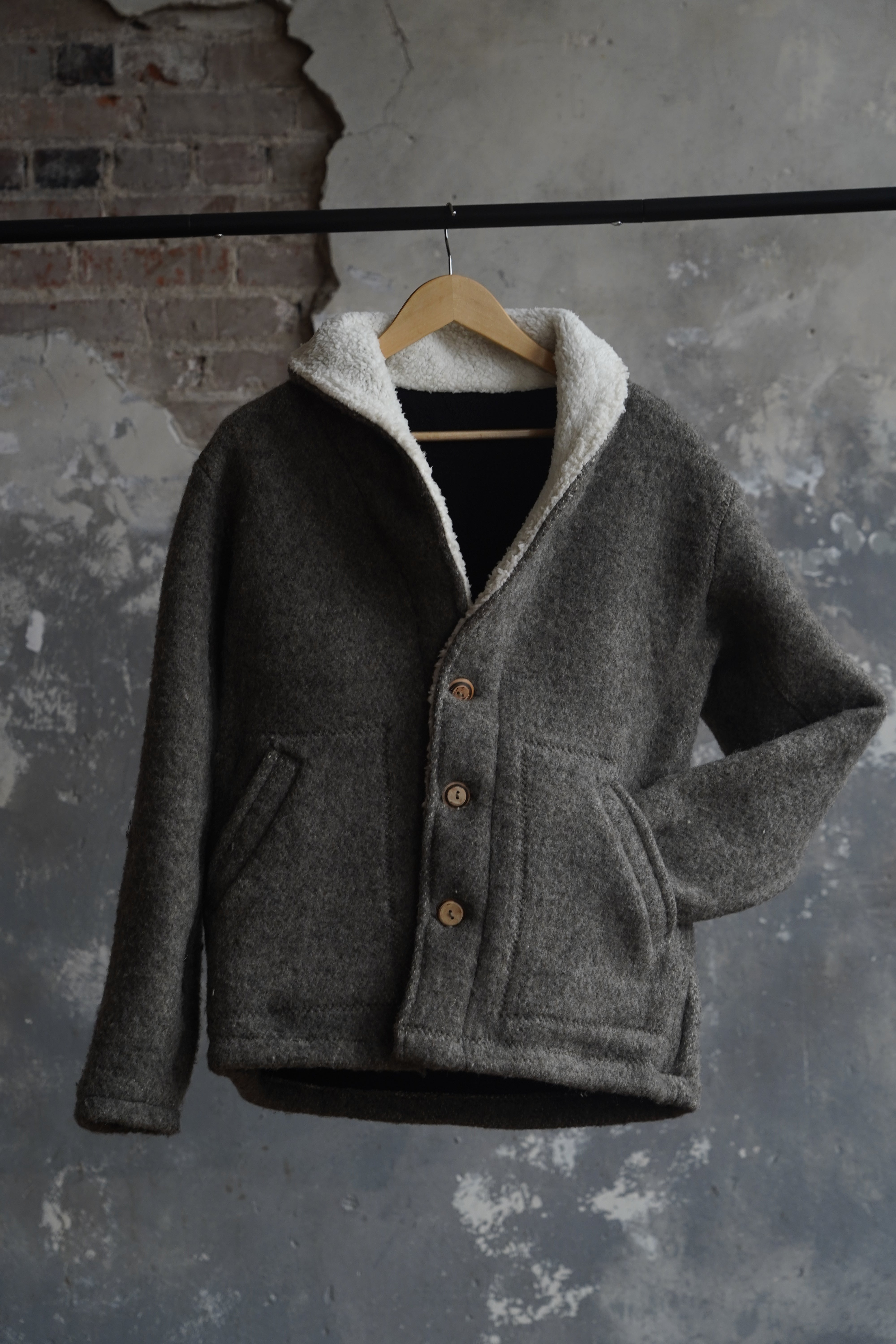 Reversible Knight Wool Saco