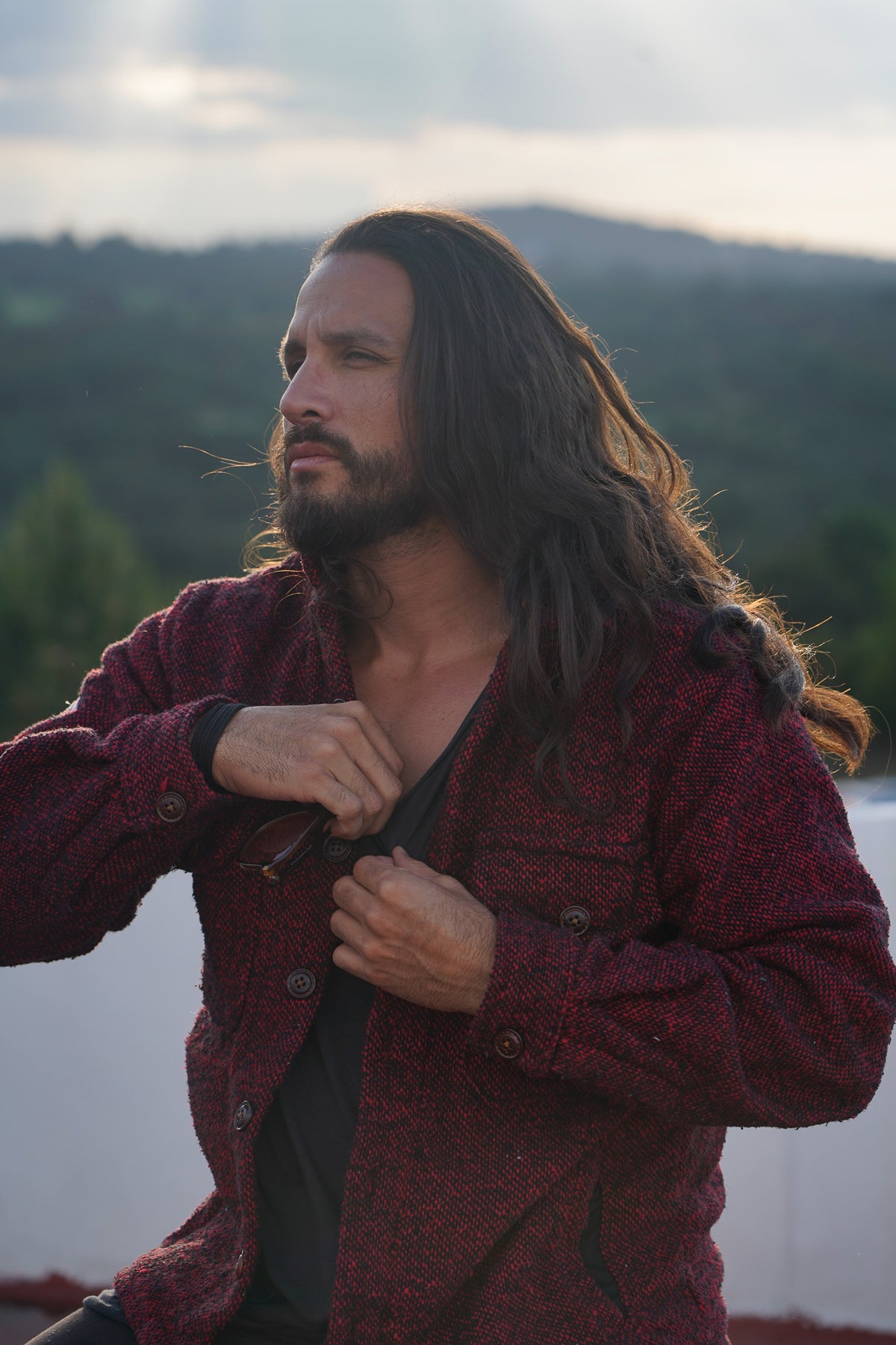 Pancho's Blanket × Kansas City Chiefs Chiefs Red Shaket — photoshoot image _VID0140
