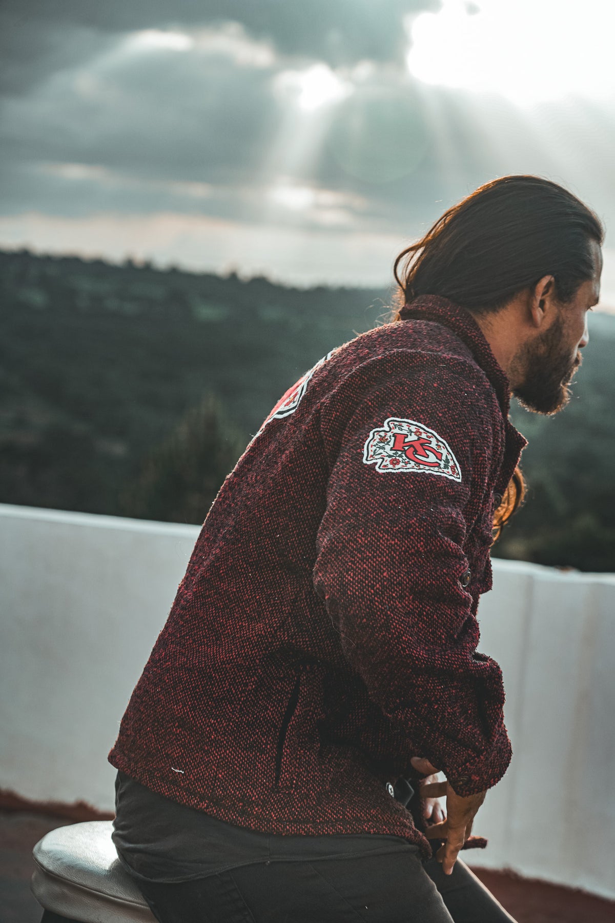 Pancho's Blanket × Kansas City Chiefs Chiefs Red Shaket — photoshoot image _VID0146