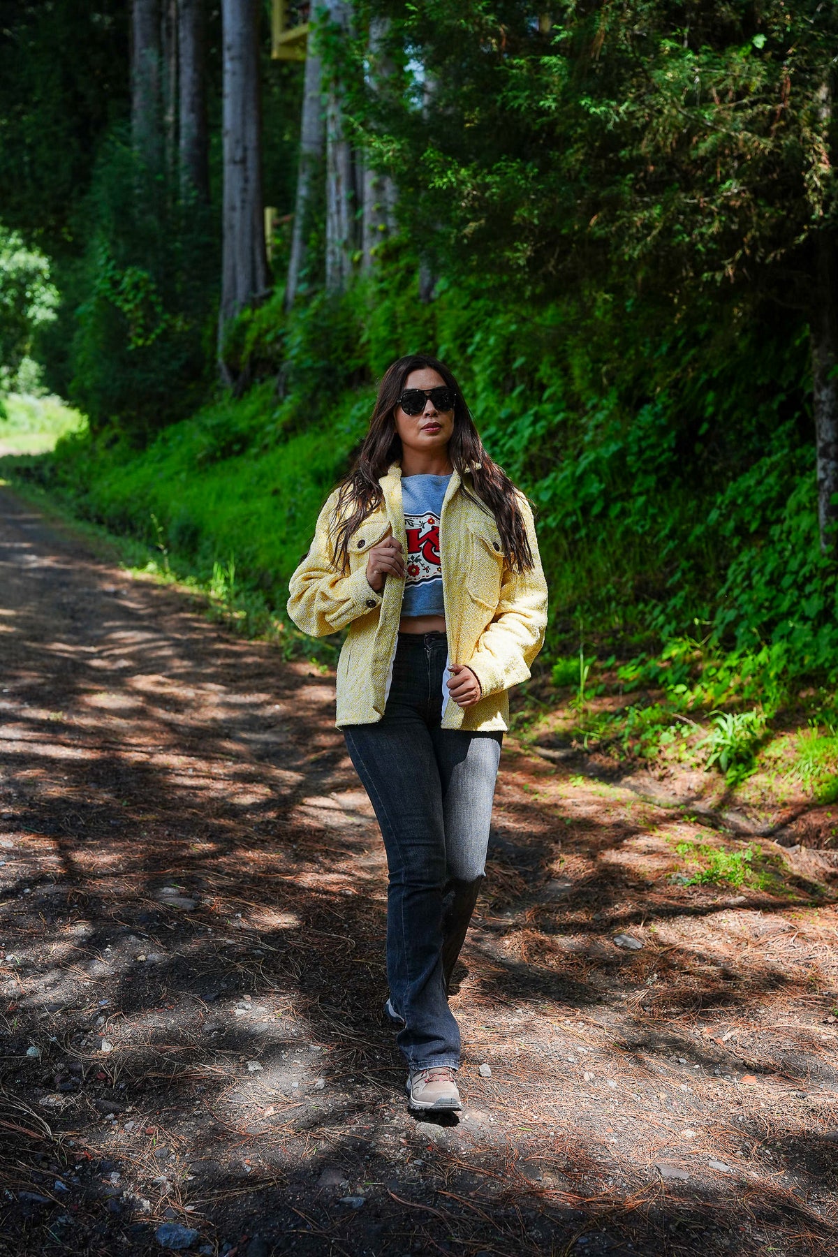 Pancho's Blanket × Kansas City Chiefs Sunwoven Gold Shaket — photoshoot image 0380