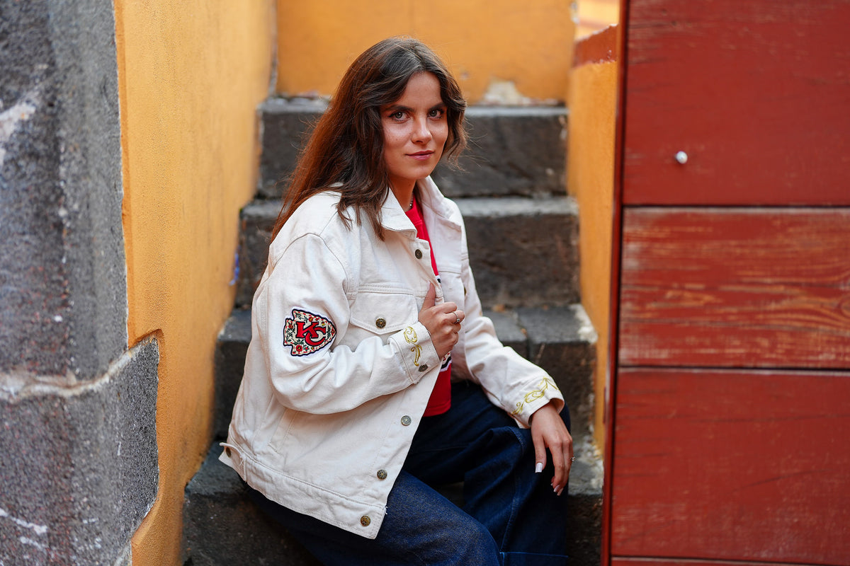 Pancho's Blanket × Kansas City Chiefs Women's Off-White Denim Jacket — photoshoot image 0445