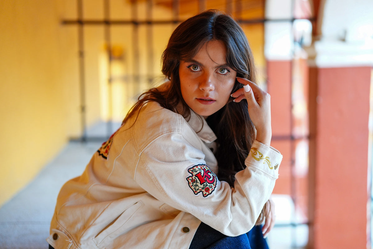 Pancho's Blanket × Kansas City Chiefs Women's Off-White Denim Jacket — photoshoot image 0496