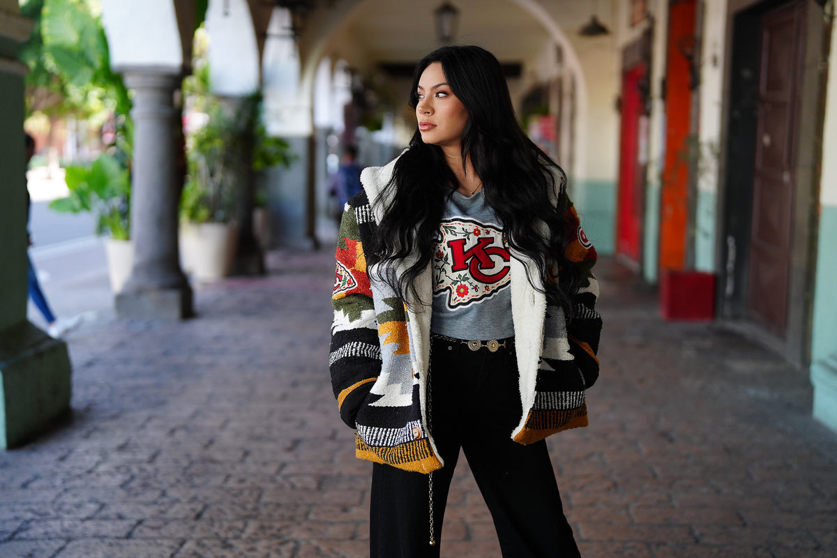 Pancho's Blanket × Kansas City Chiefs Floral Arrowhead Crop Top in gray — photoshoot image 0763
