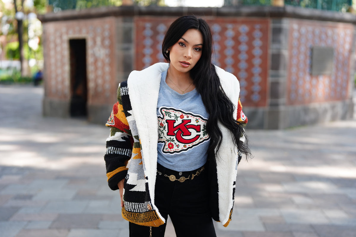 Pancho's Blanket × Kansas City Chiefs Floral Arrowhead Crop Top in gray — photoshoot image 0795