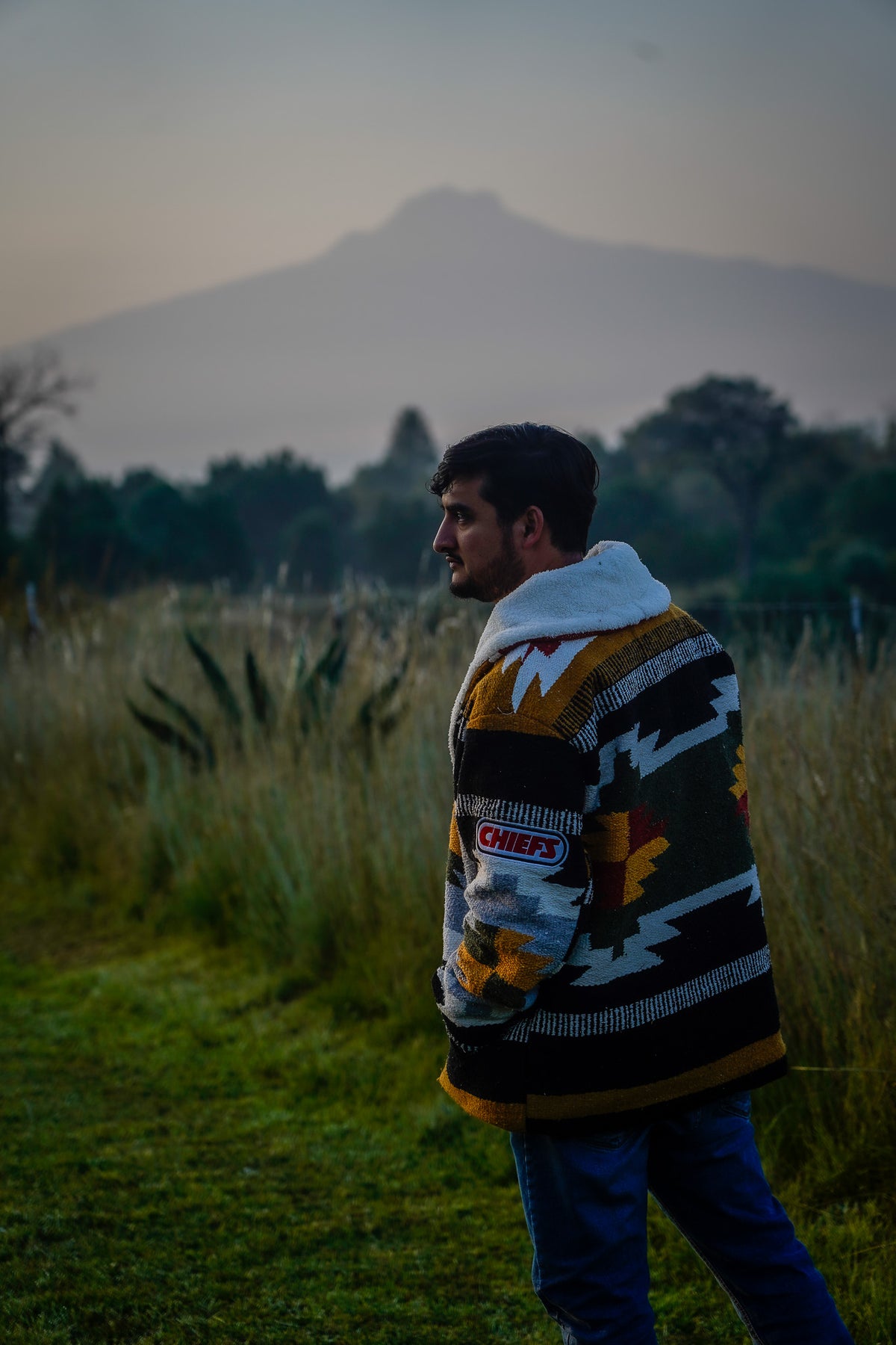 Pancho's Blanket × Kansas City Chiefs Special Edition Heritage Coat — photoshoot image _VID0110