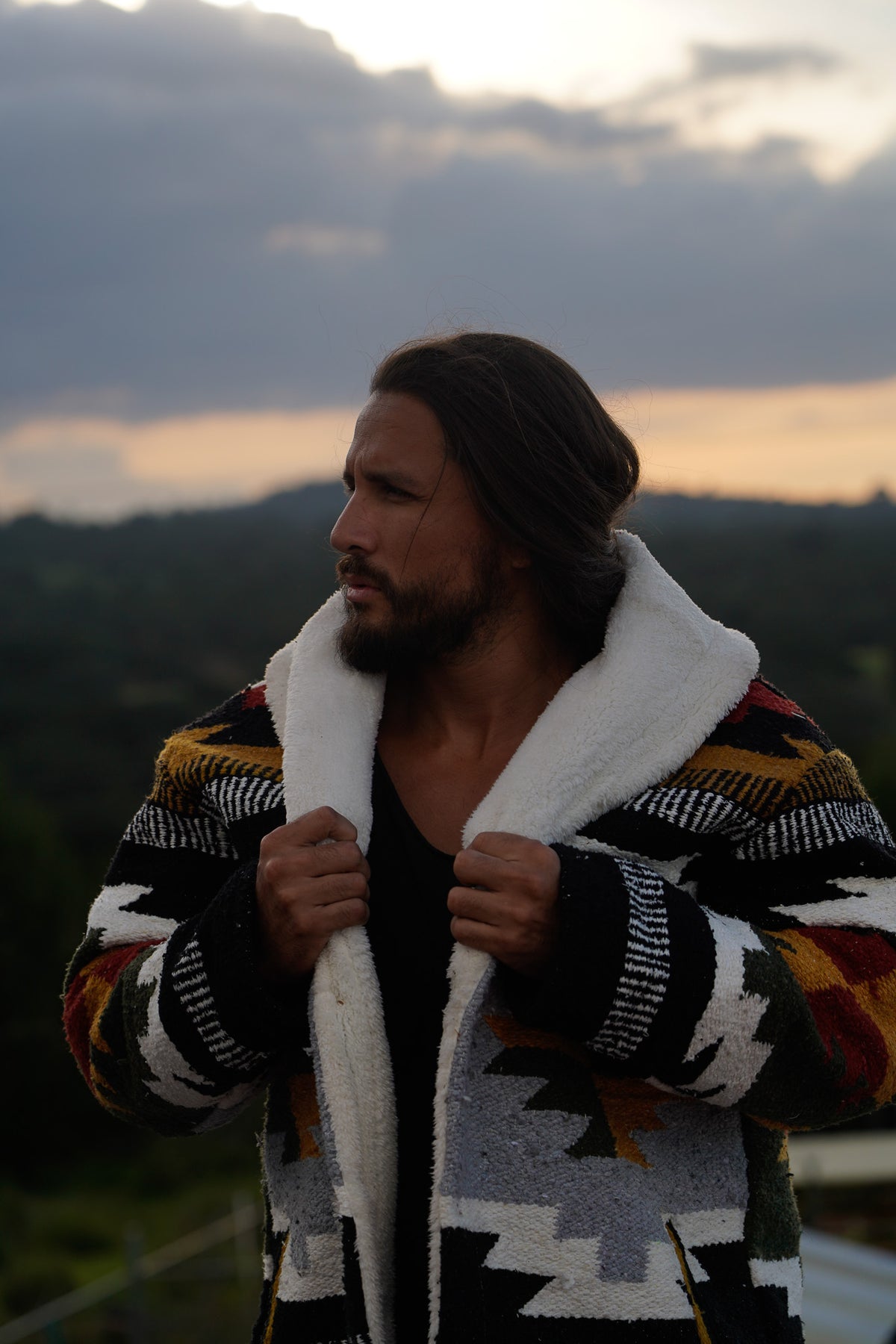 Pancho's Blanket × Kansas City Chiefs Special Edition Heritage Coat — photoshoot image _VID0281