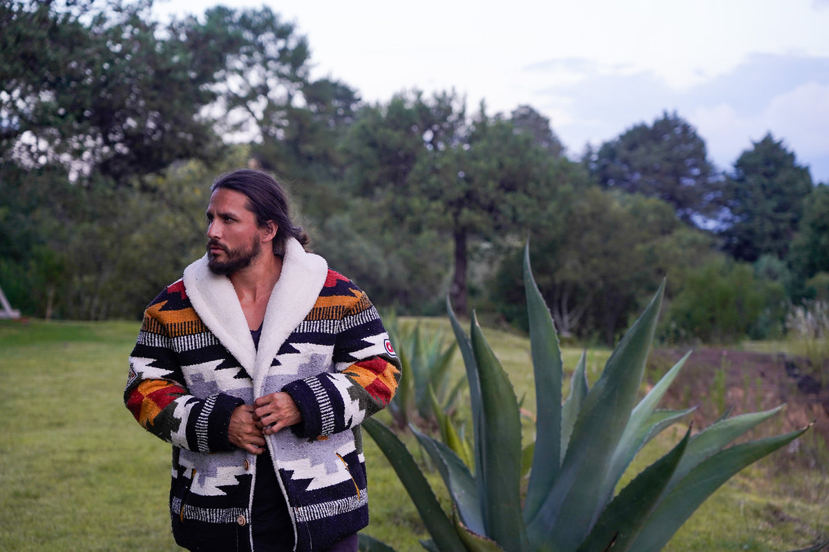 Pancho's Blanket × Kansas City Chiefs Special Edition Heritage Coat — photoshoot image _VID0597