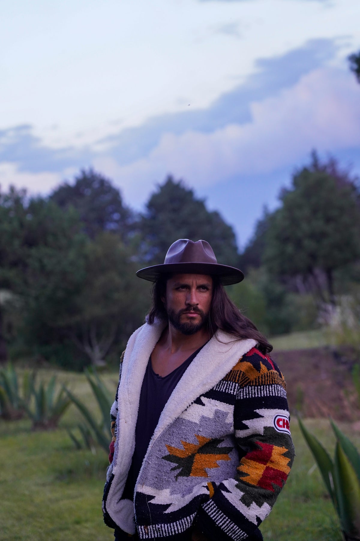 Pancho's Blanket × Kansas City Chiefs Special Edition Heritage Coat — photoshoot image _VID0728